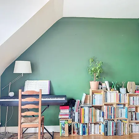 Apartment Balcony With View Of Montmartre *